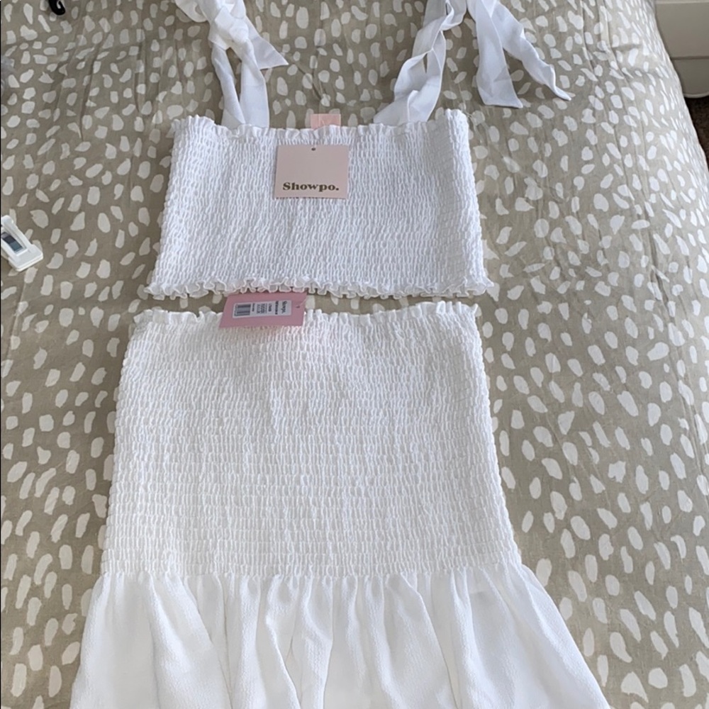 White two piece set